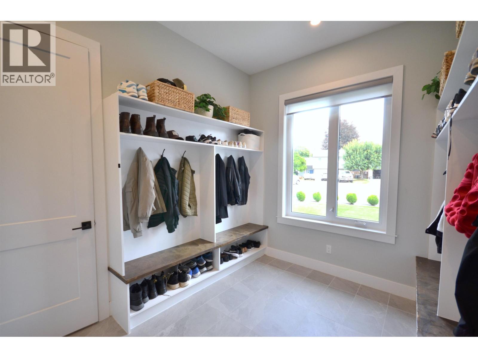 12409 193b Street Property Photo 8