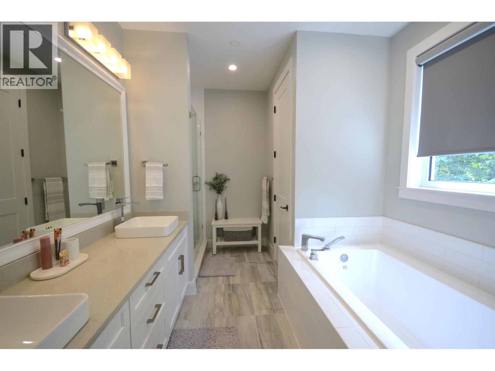 12409 193b Street Property Photo 13