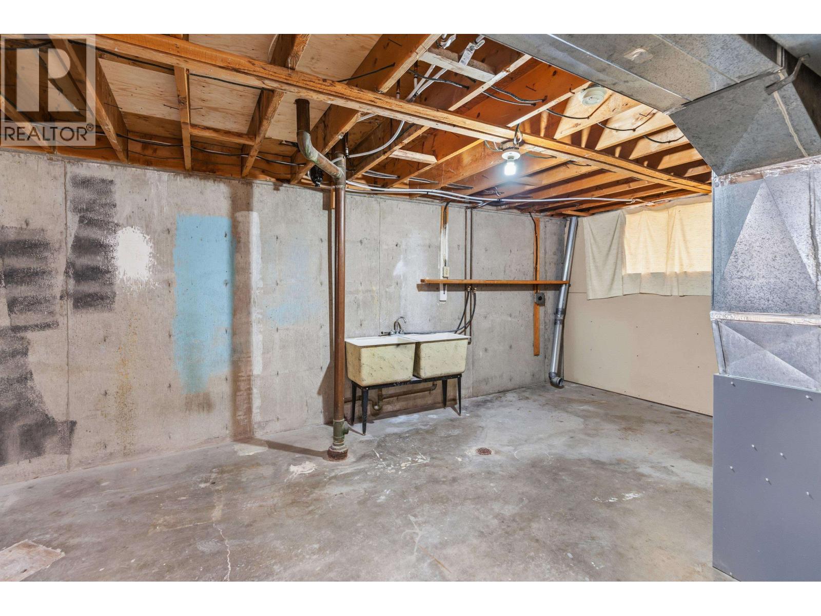 1662-1668 Johnson Street Property Photo 31