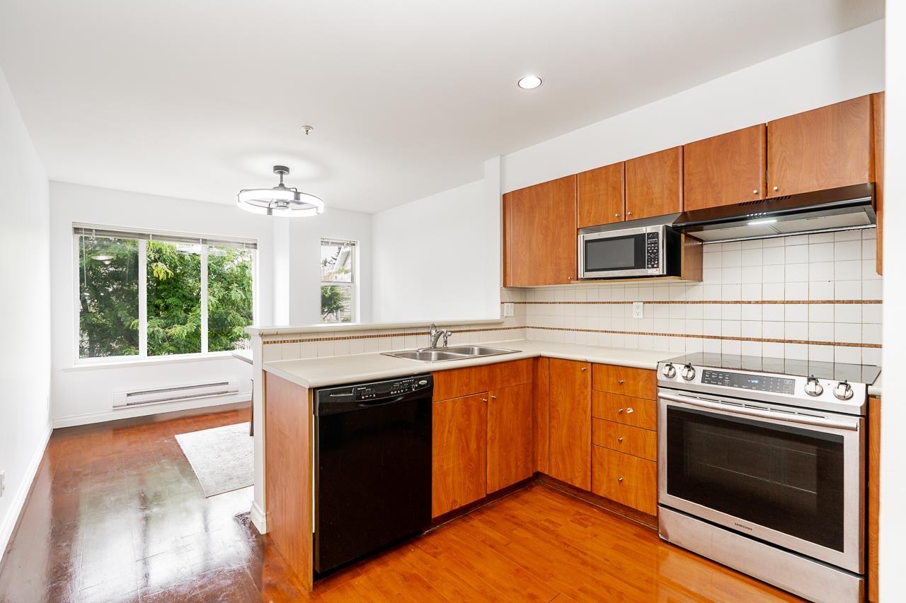 25 20875 88 Avenue Property Photo 8