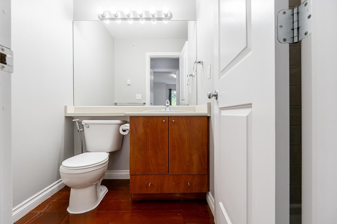 25 20875 88 Avenue Property Photo 16