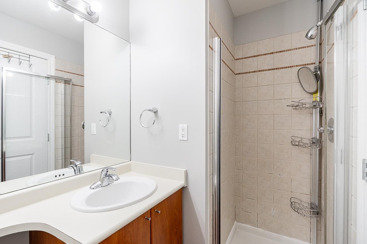 25 20875 88 Avenue Property Photo 17