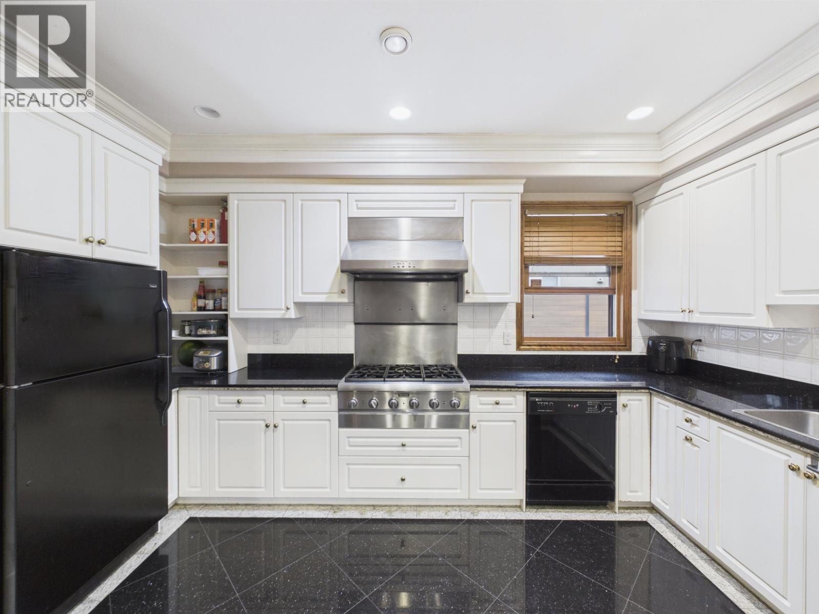 8760 Wheeler Road Property Photo 11