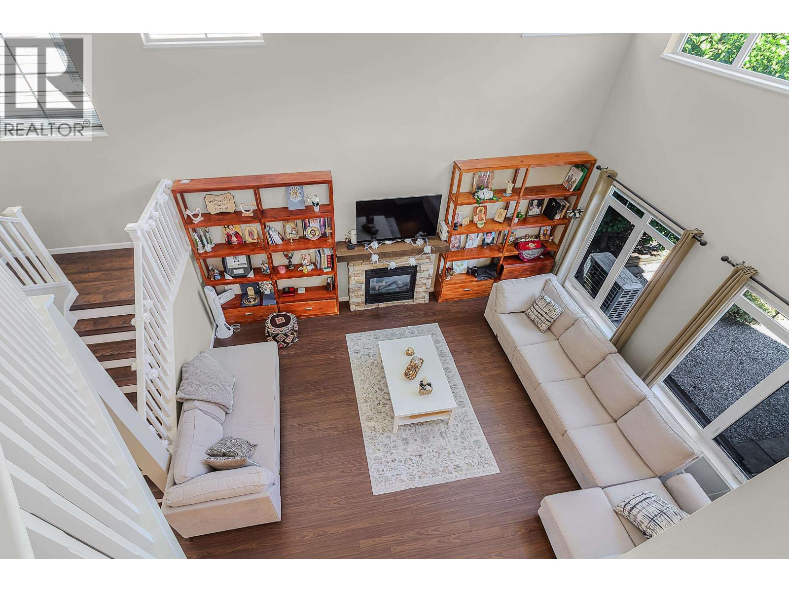 10122 241a Street Property Photo 11