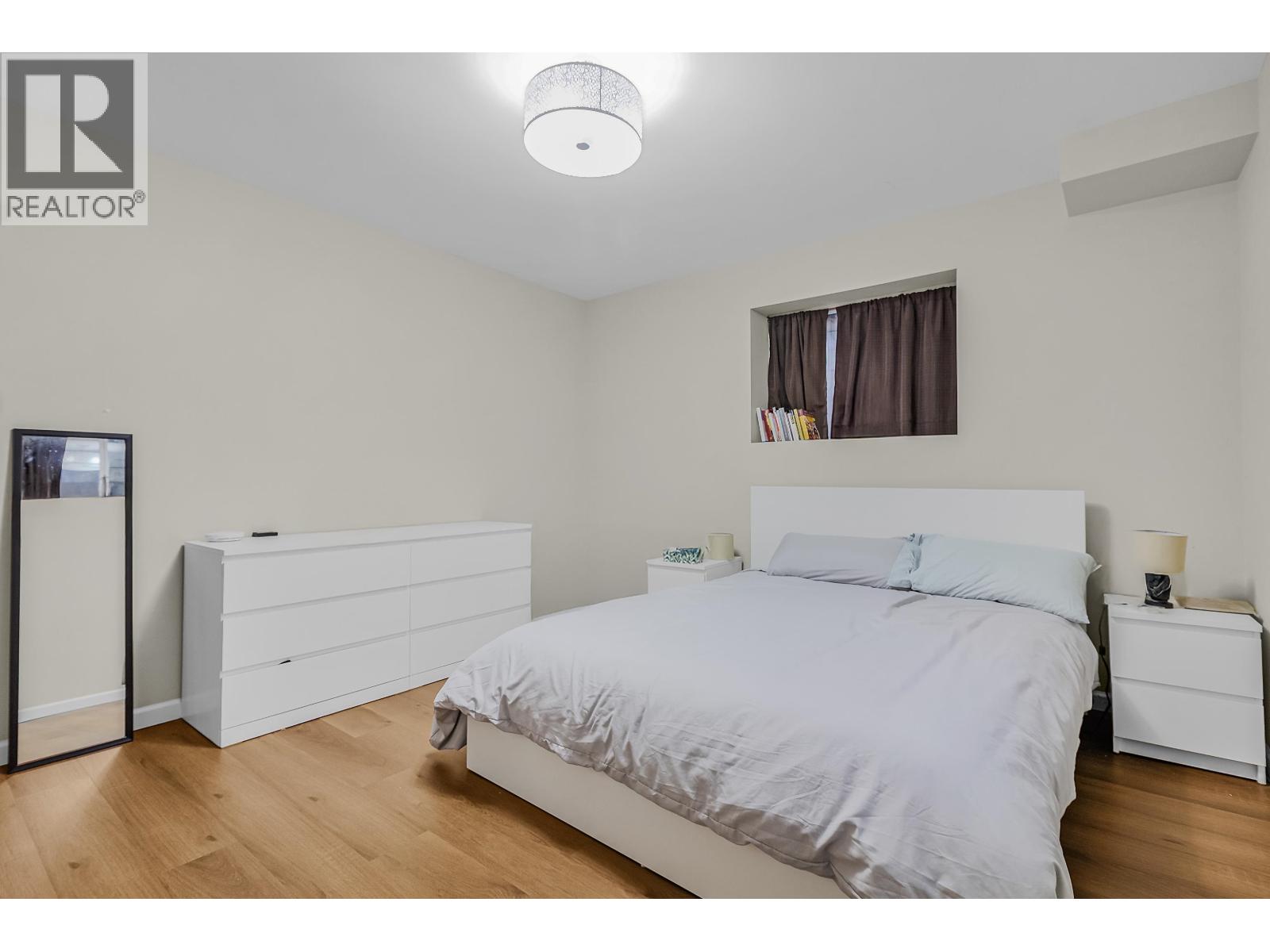 10122 241a Street Property Photo 17