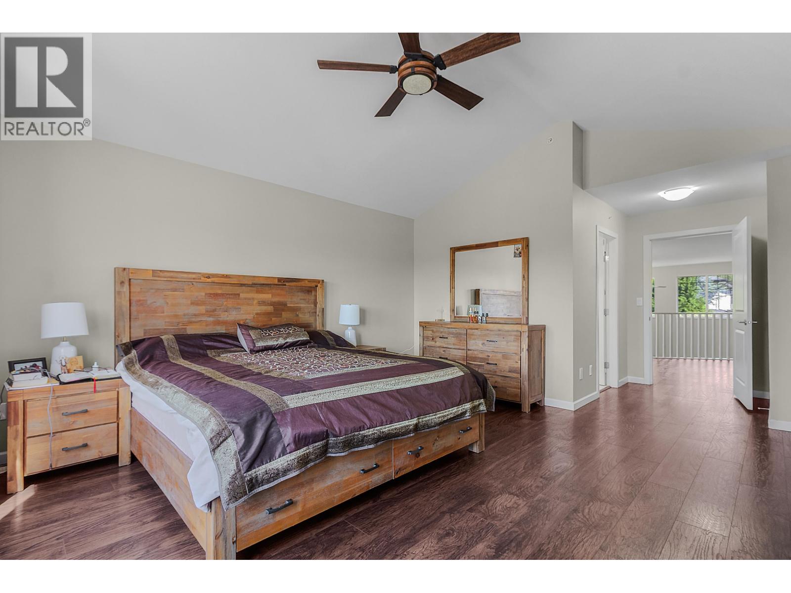 10122 241a Street Property Photo 22