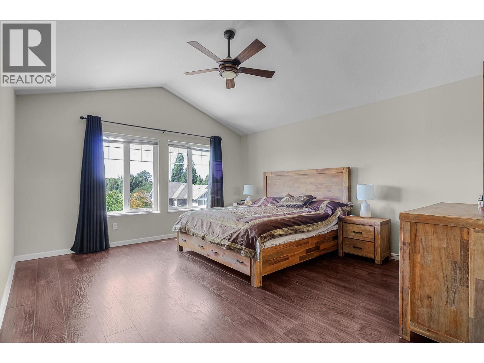 10122 241a Street Property Photo 23
