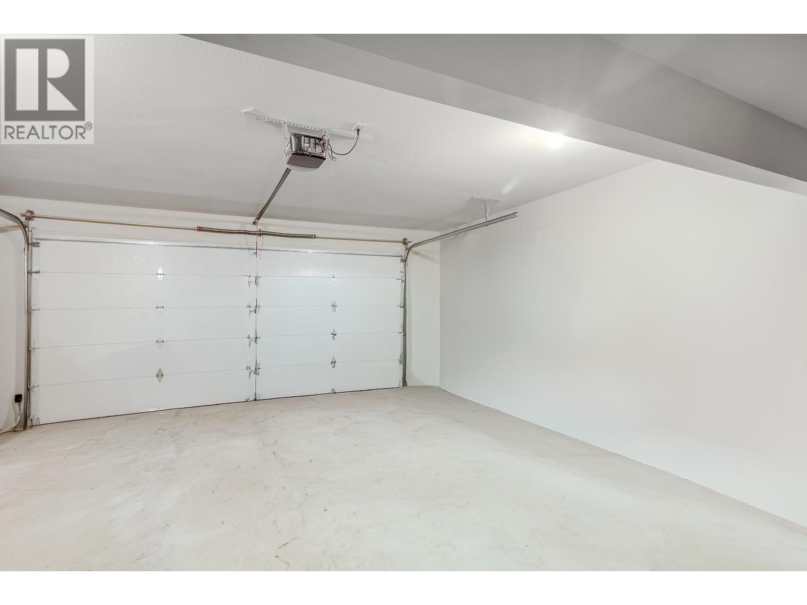 10122 241a Street Property Photo 33