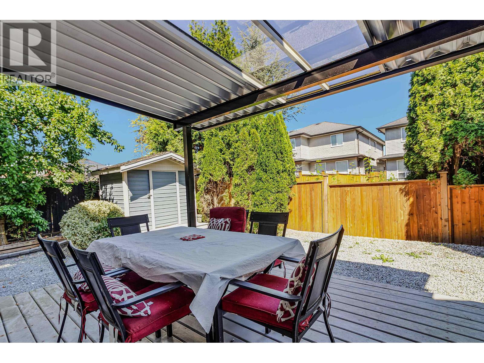 10122 241a Street Property Photo 34