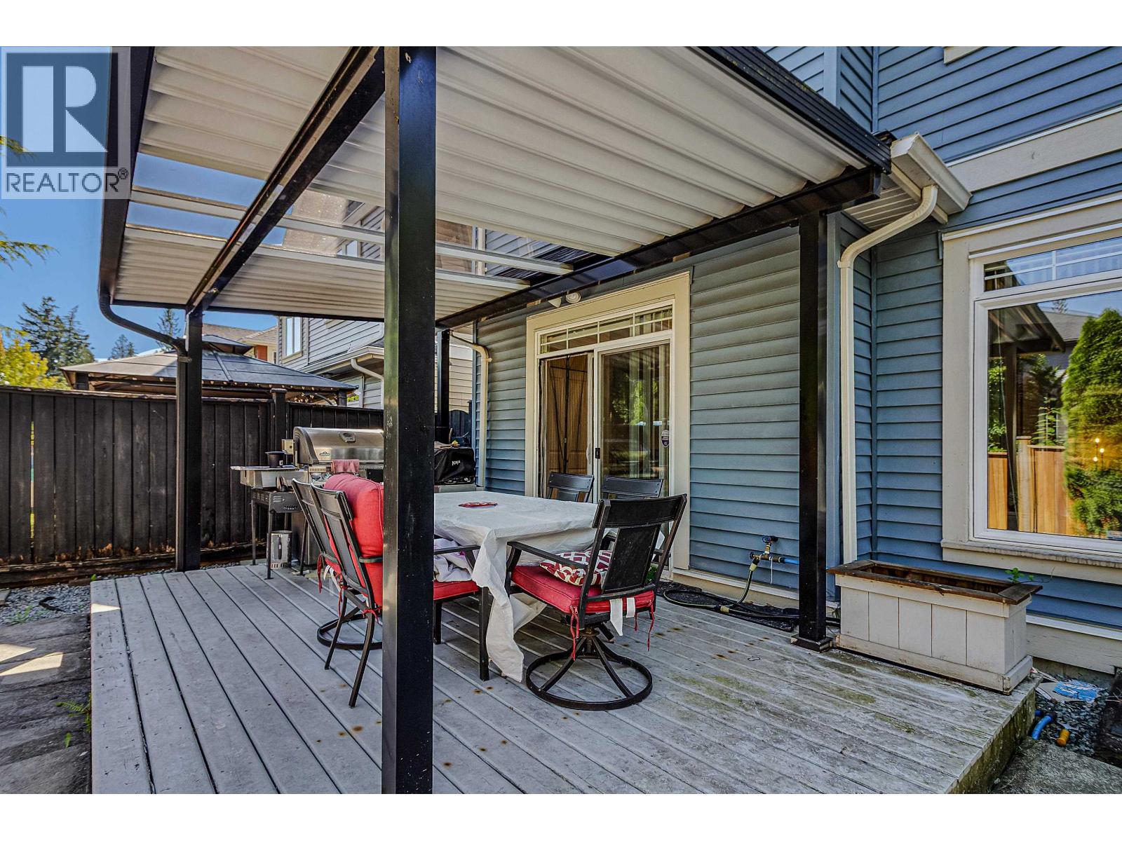 10122 241a Street Property Photo 35