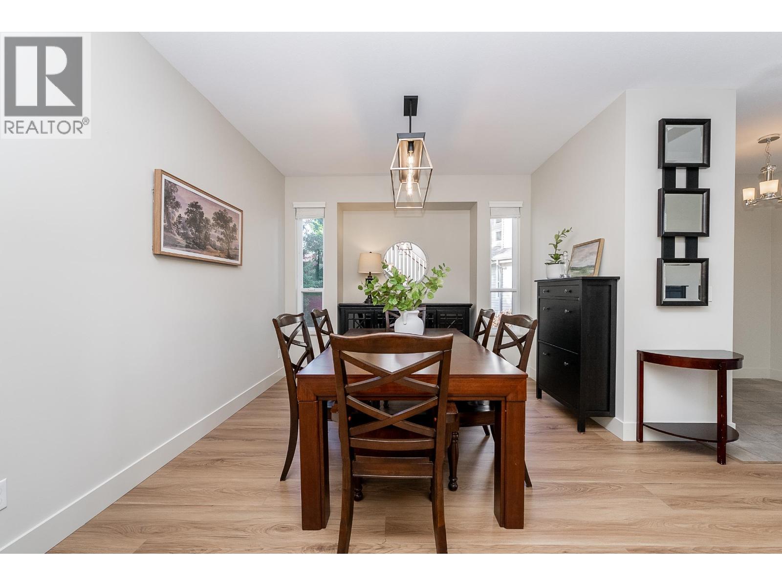 109 Cranberry Court Property Photo 4