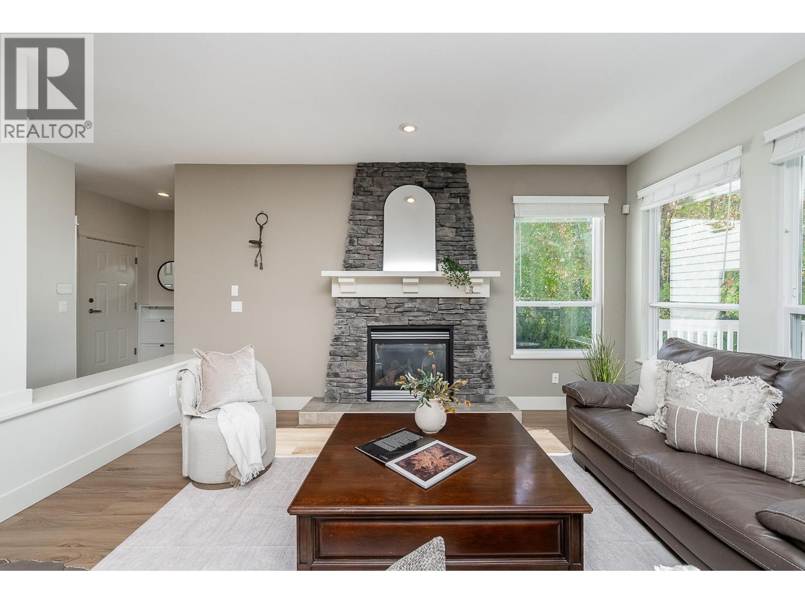 109 Cranberry Court Property Photo 6