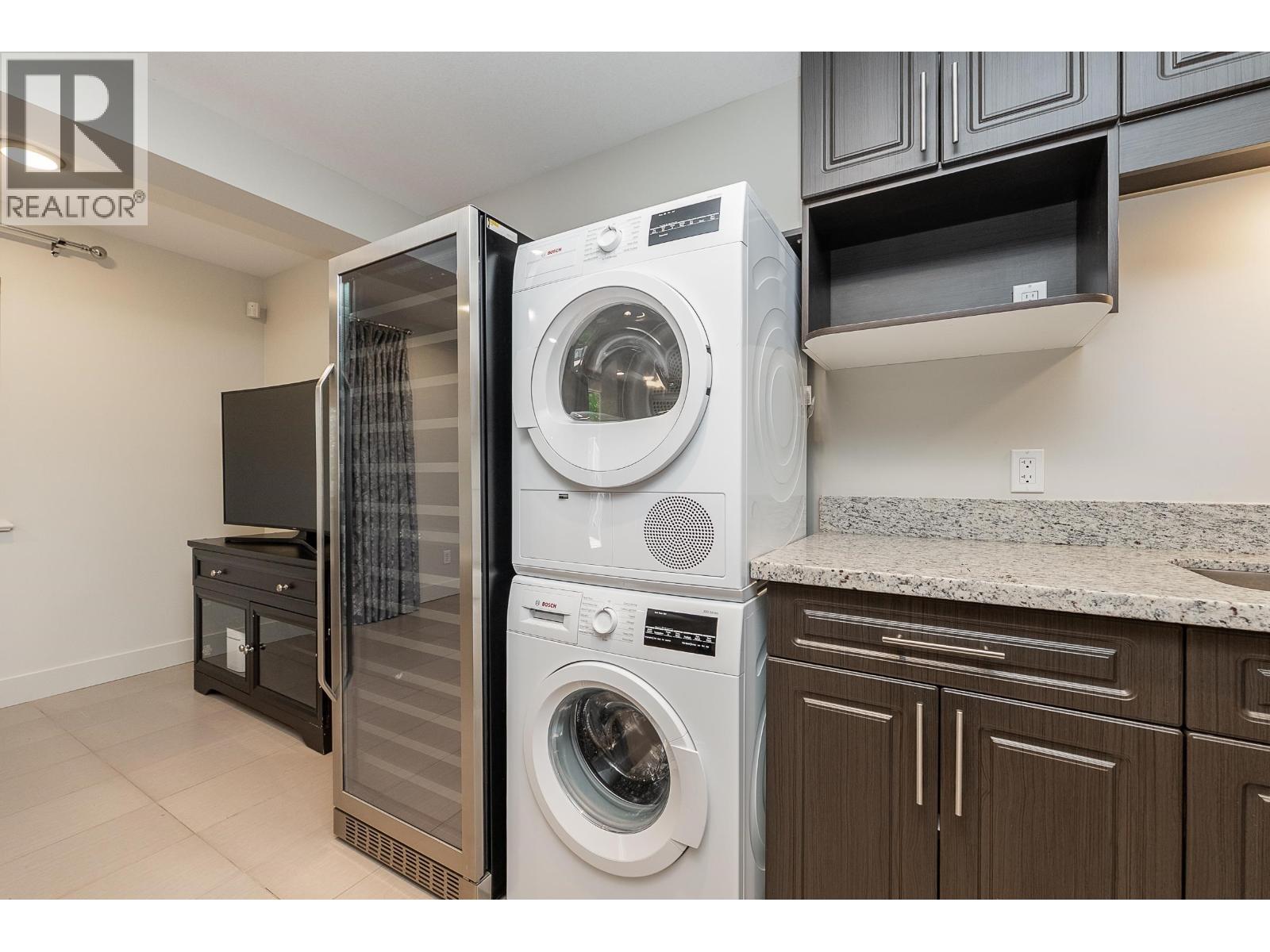 109 Cranberry Court Property Photo 27
