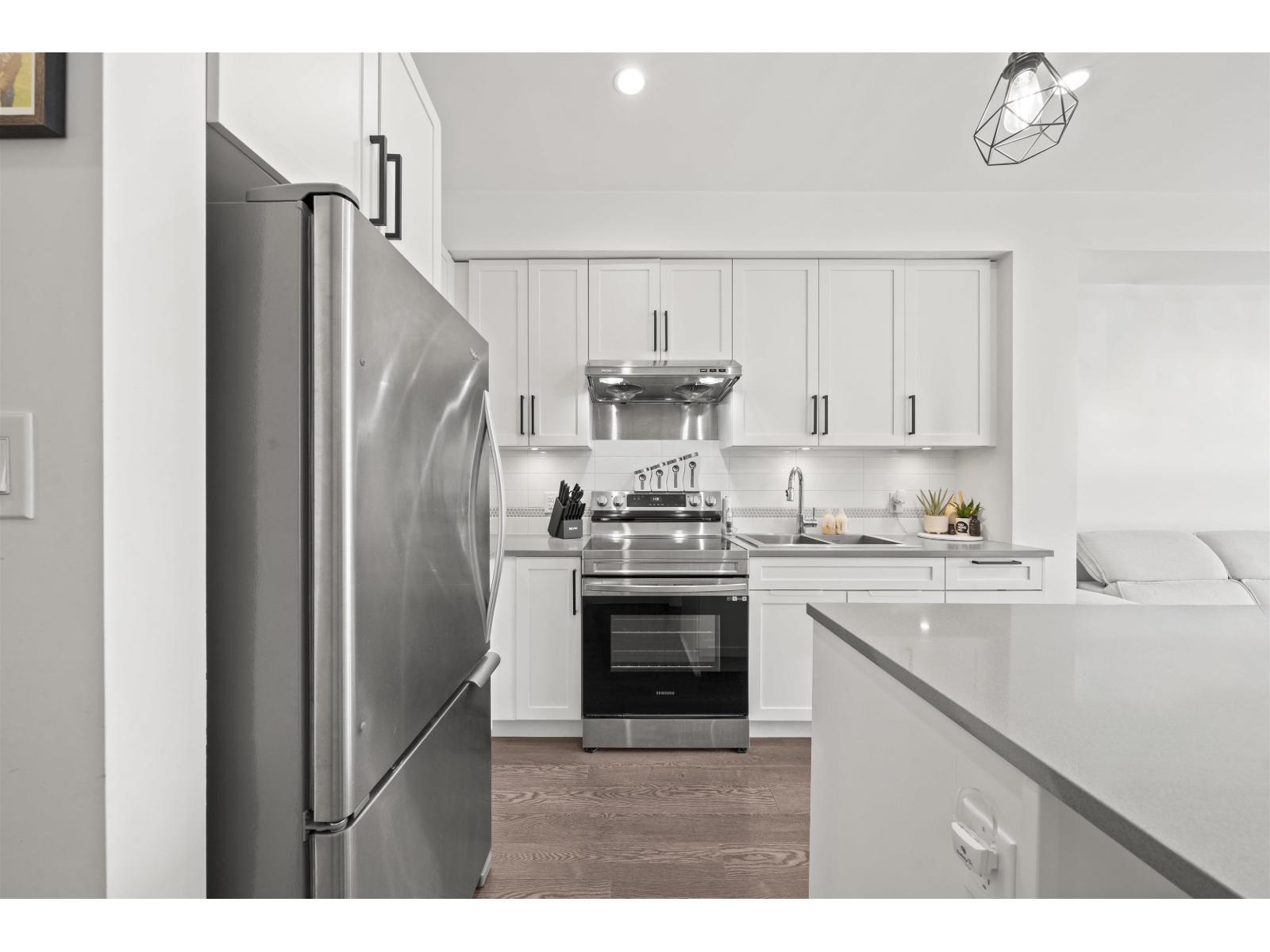 213 8360 Delsom Way Property Photo 4