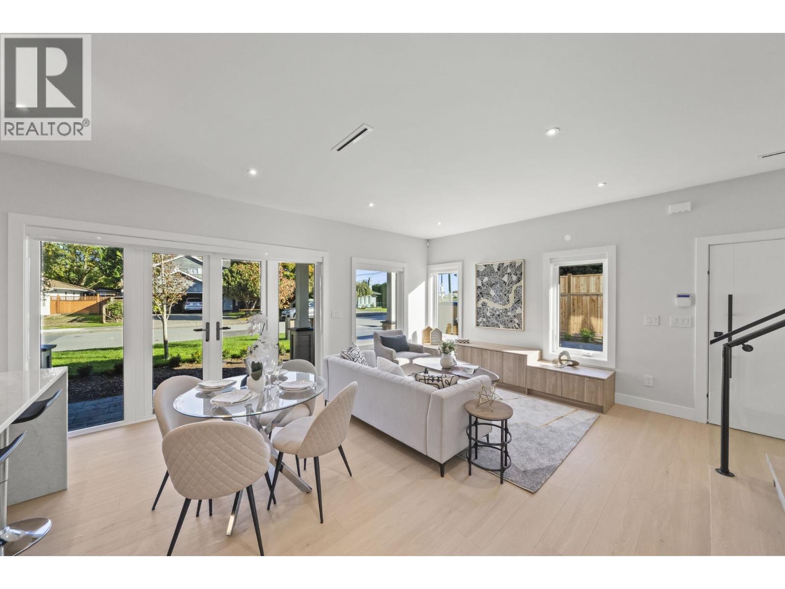 1 10931 Southport Road Property Photo 17