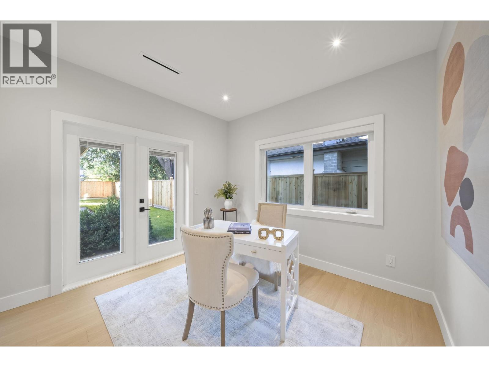 1 10931 Southport Road Property Photo 18