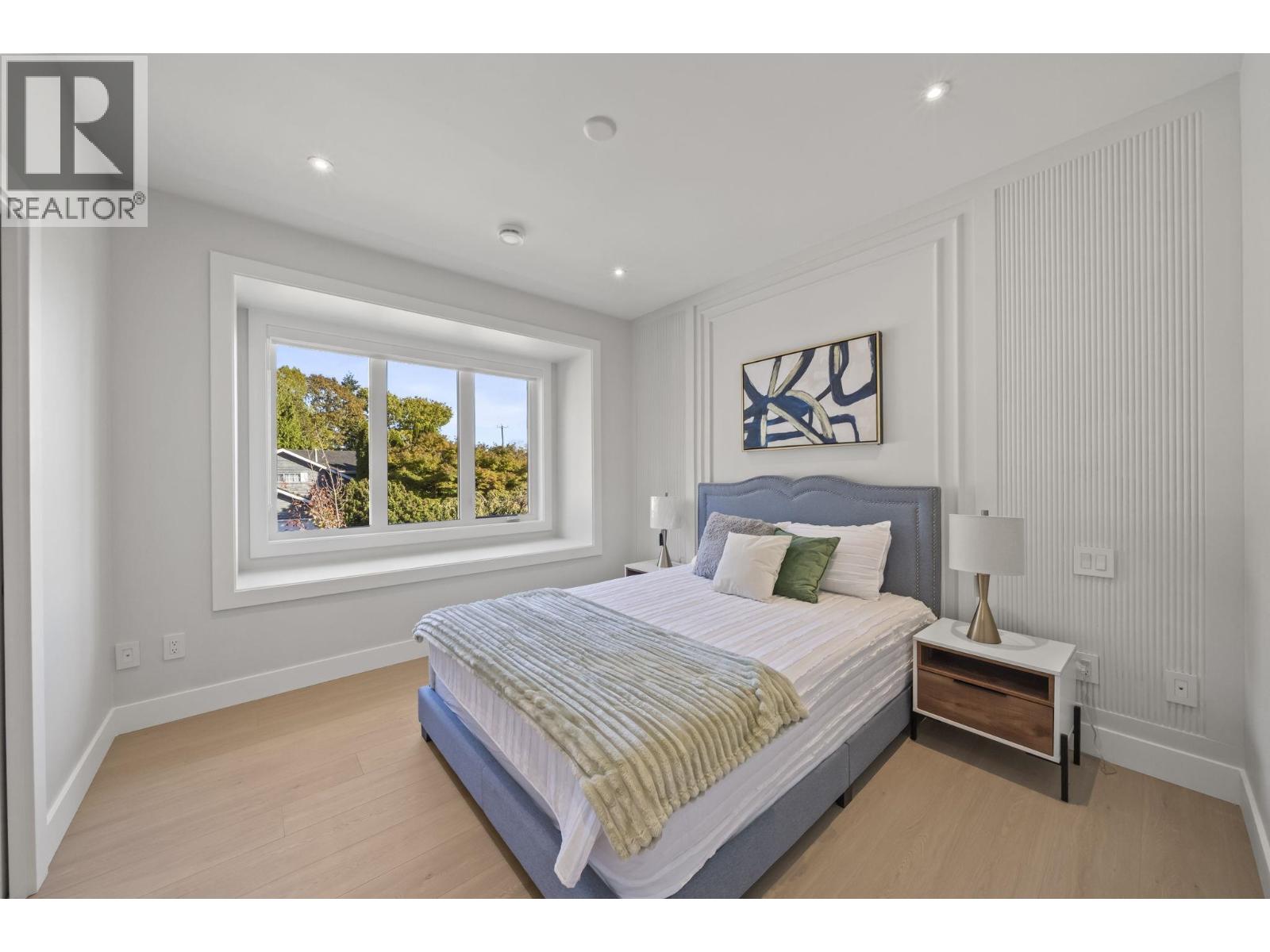 1 10931 Southport Road Property Photo 21
