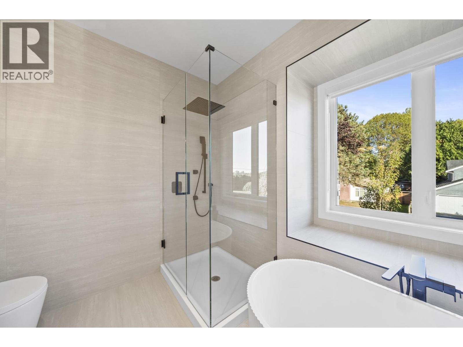 1 10931 Southport Road Property Photo 25