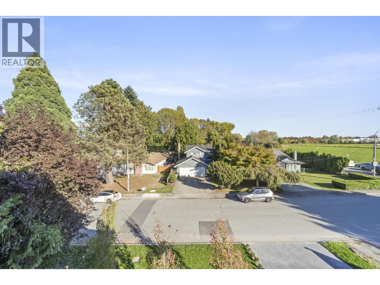 1 10931 Southport Road Property Photo 34