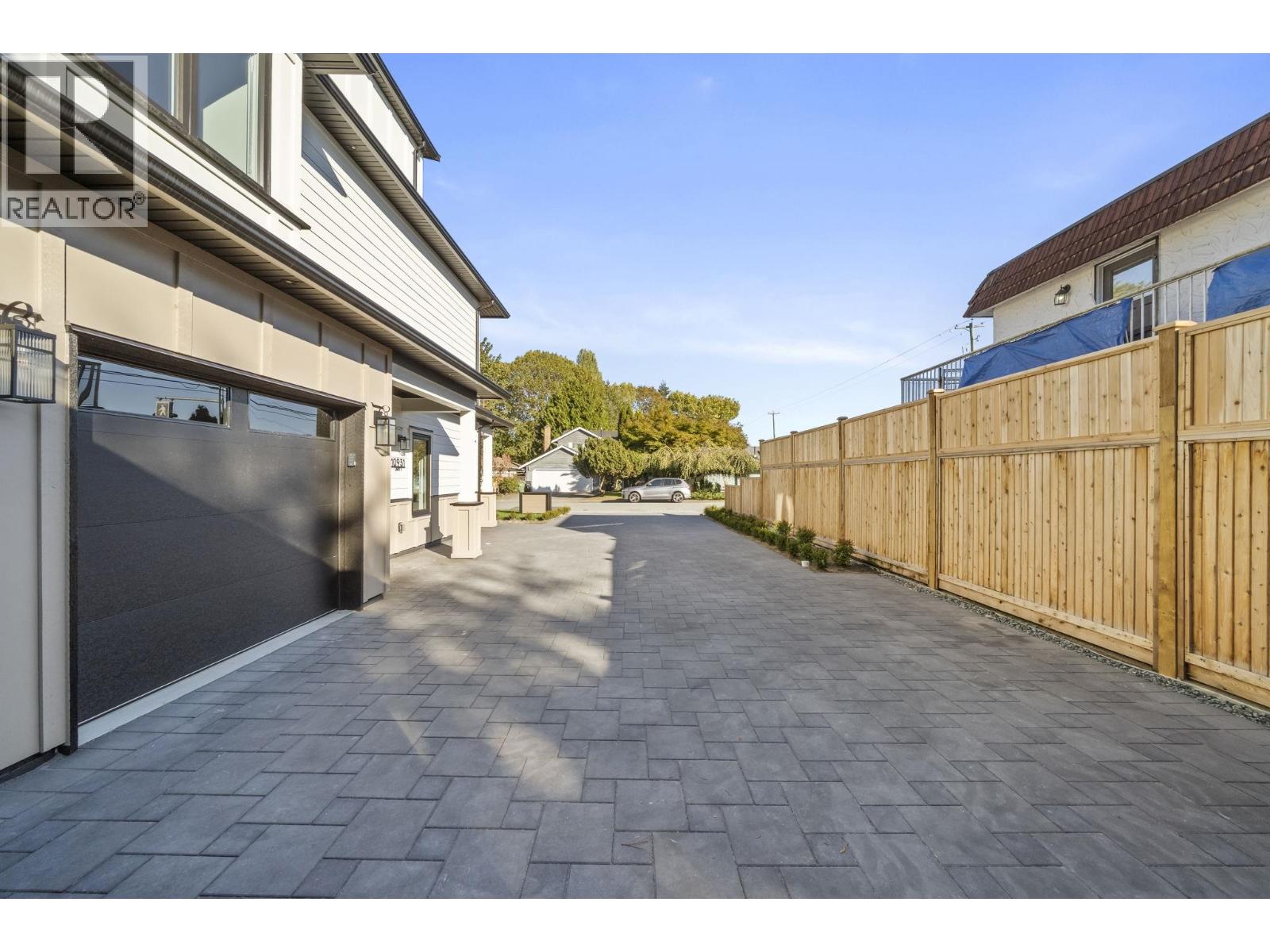 1 10931 Southport Road Property Photo 40