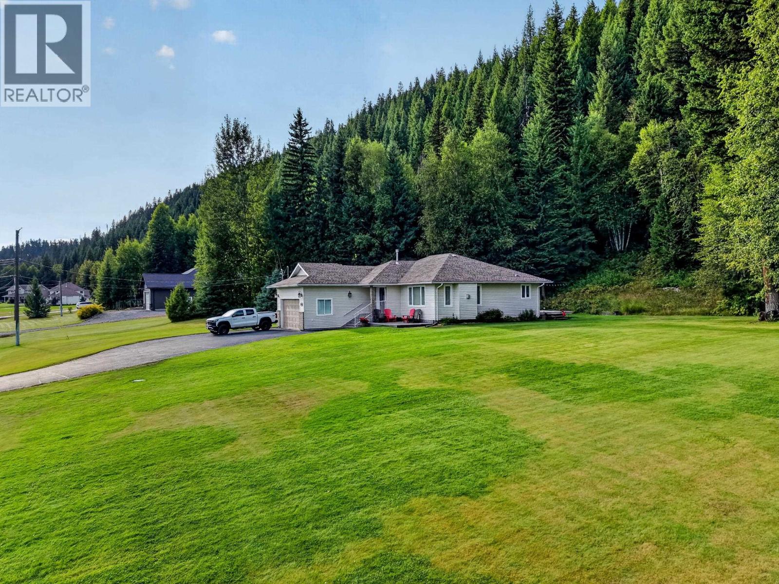 9288 Summerset Place Property Photo 6