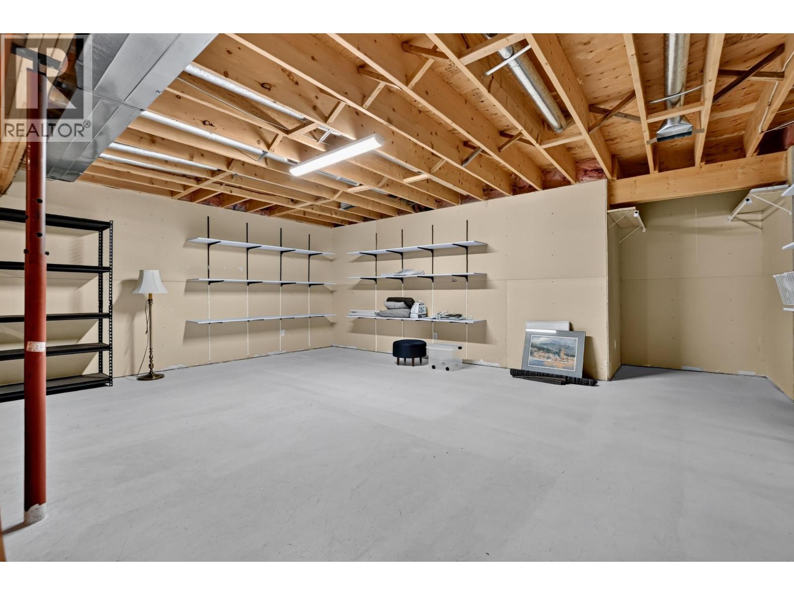 9288 Summerset Place Property Photo 24