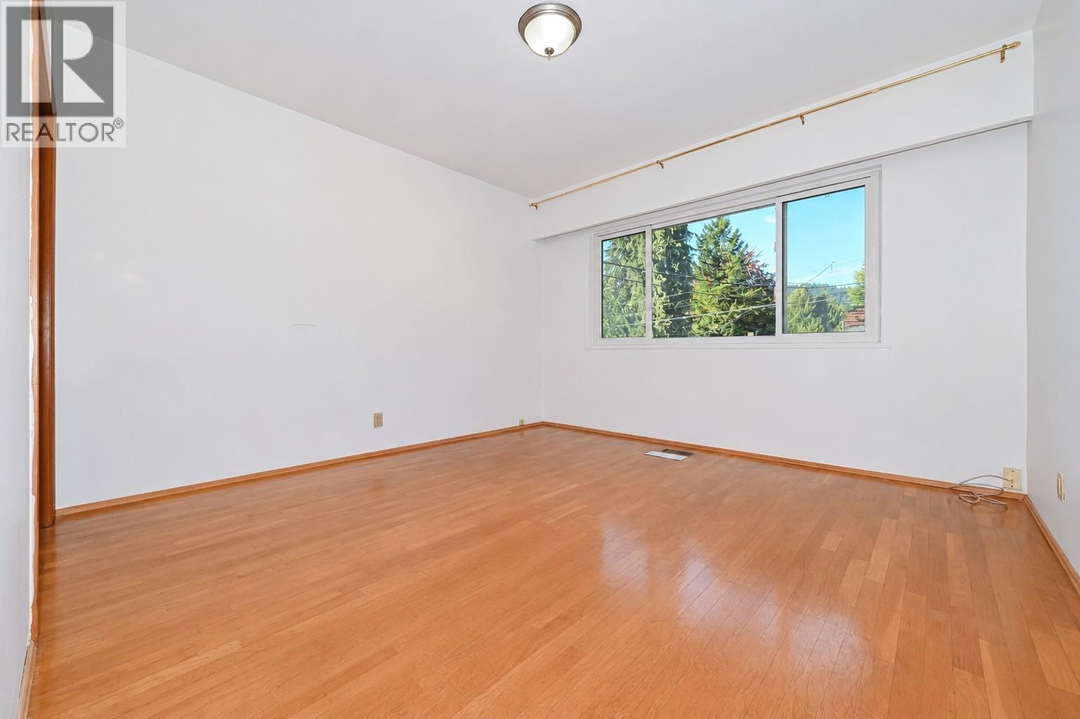 9645 David Drive Property Photo 11