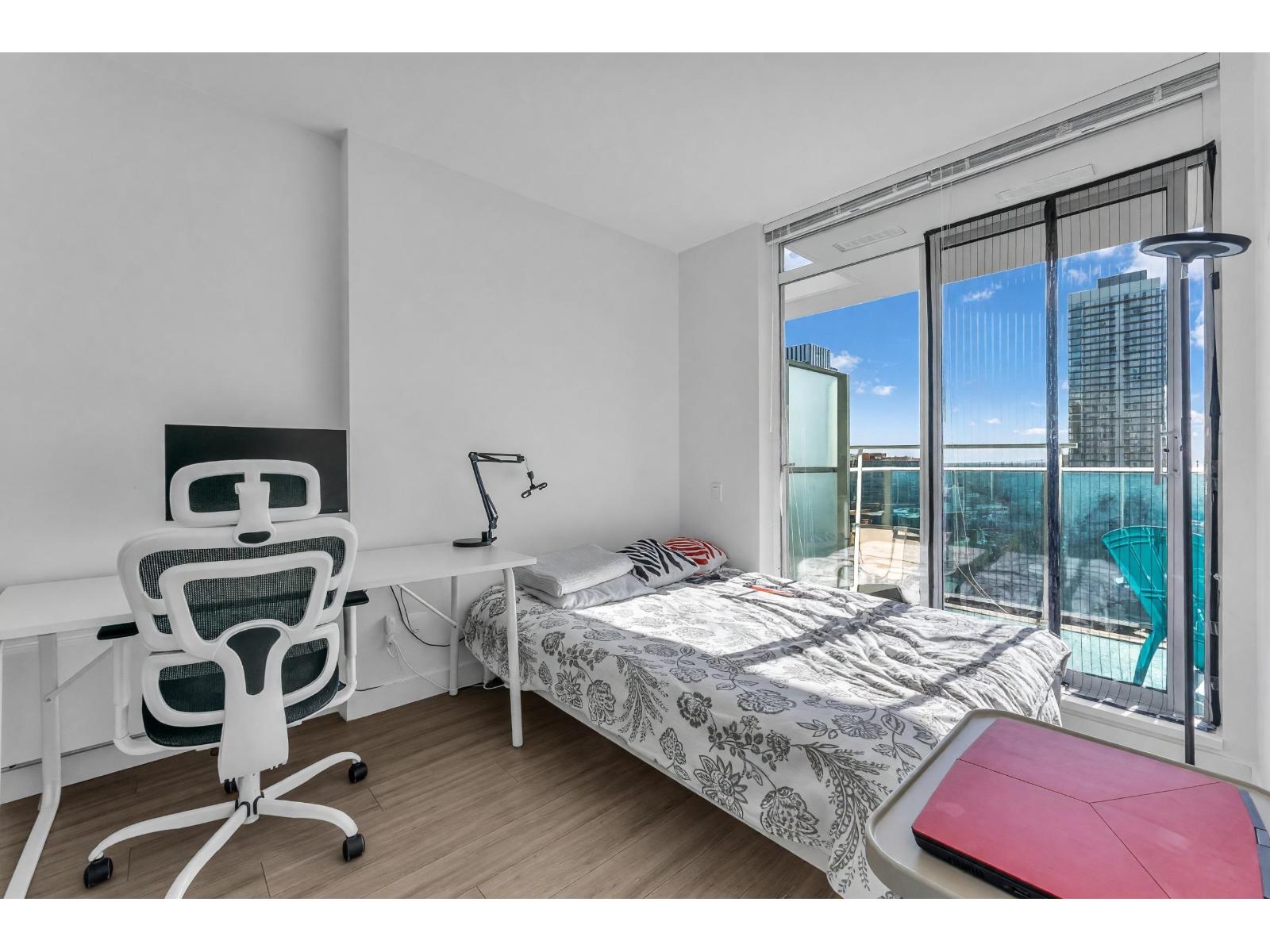 1401 13615 Fraser Highway Property Photo 19