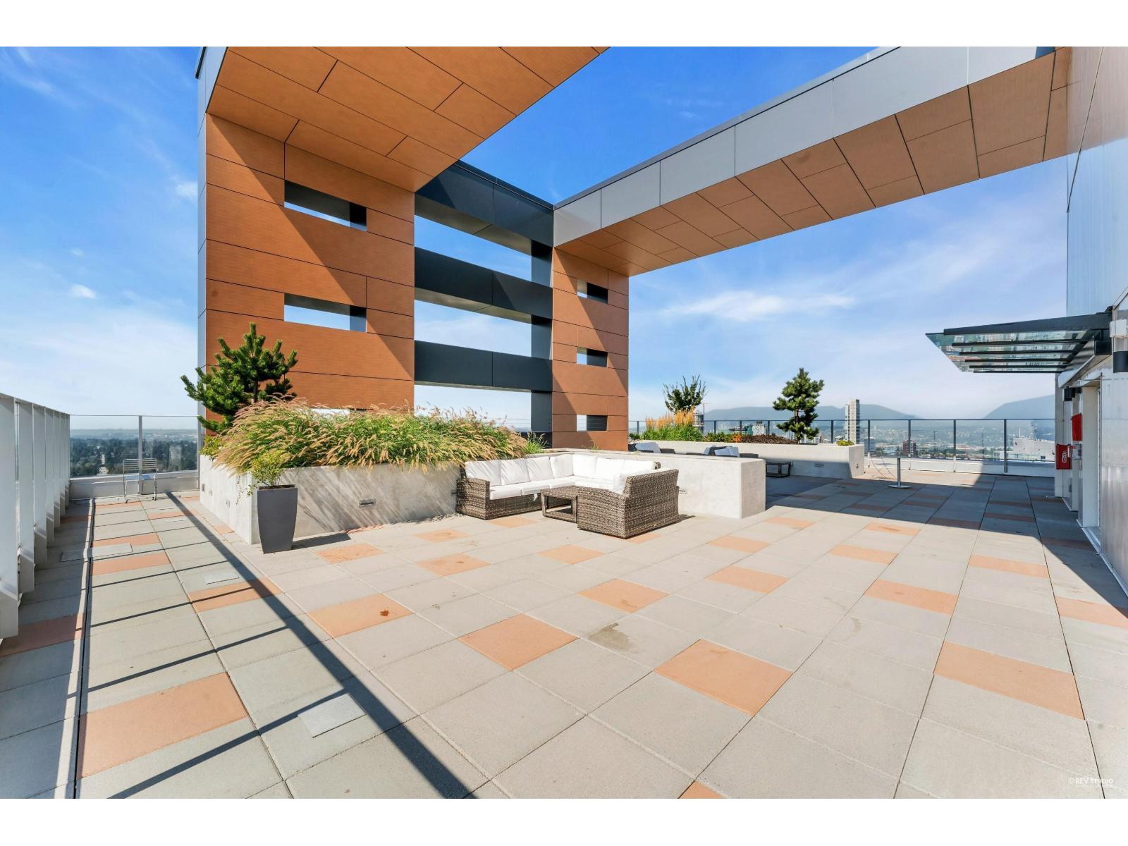 1401 13615 Fraser Highway Property Photo 32