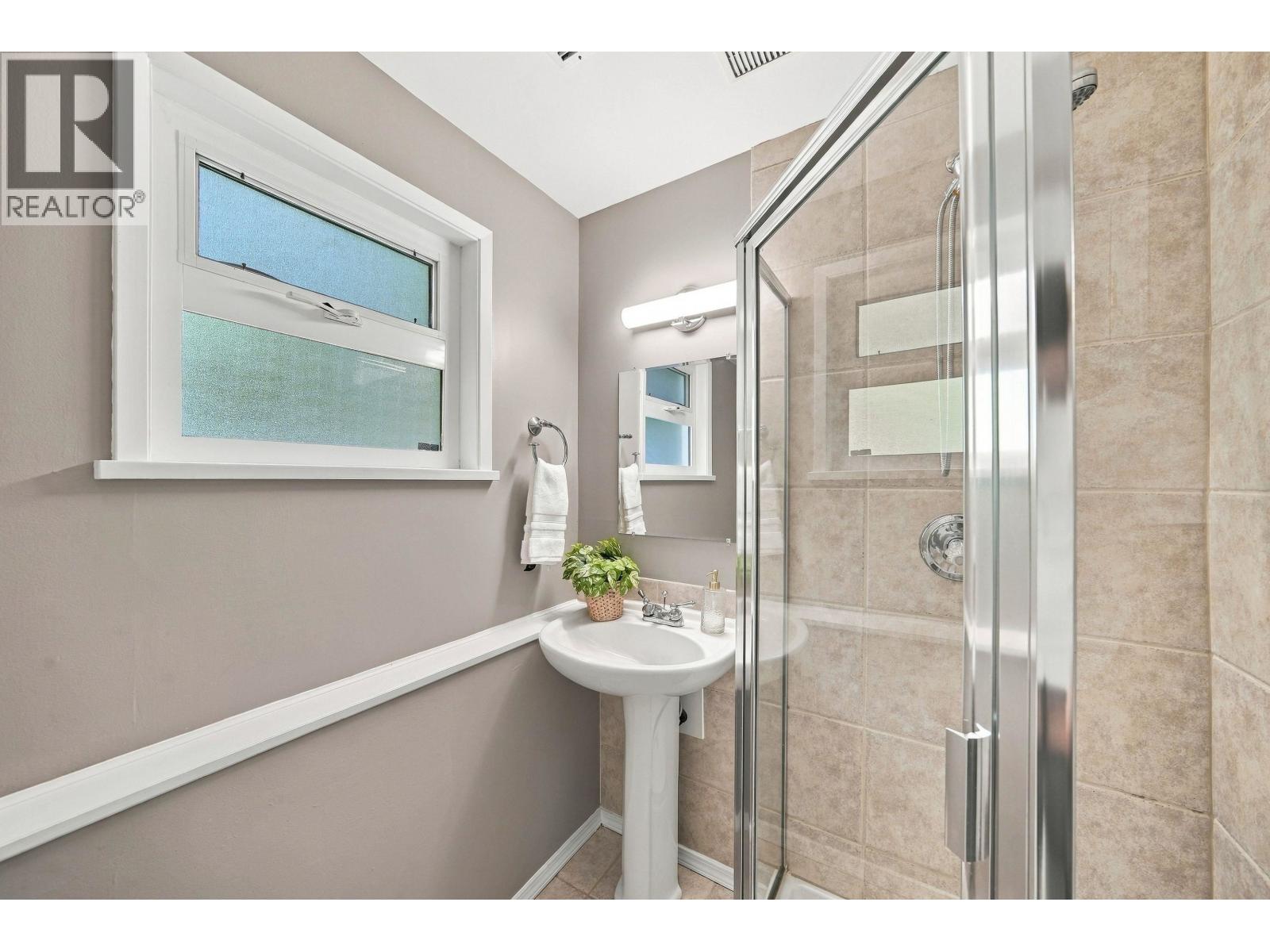 2519 East Road Property Photo 26