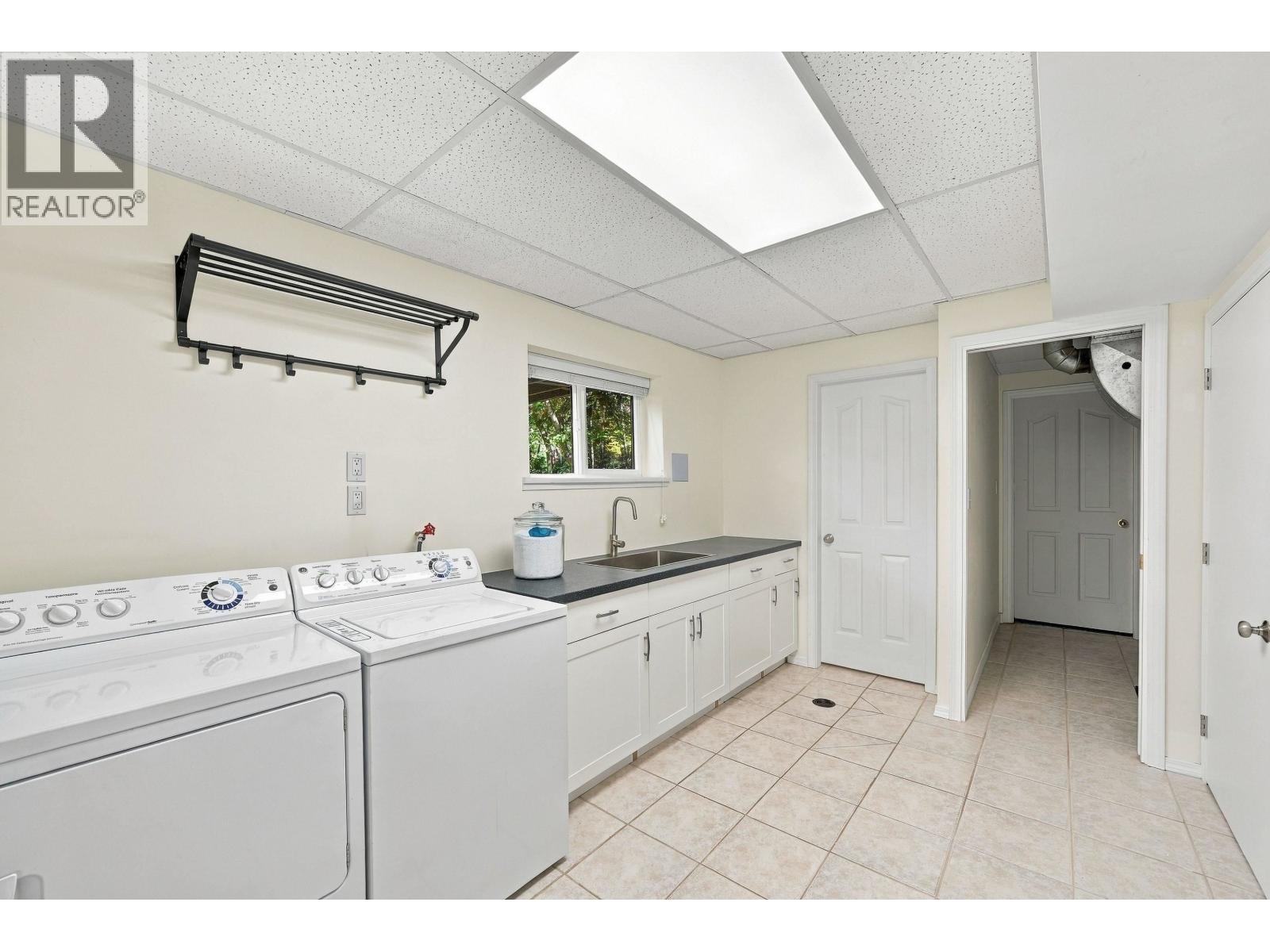 2519 East Road Property Photo 27