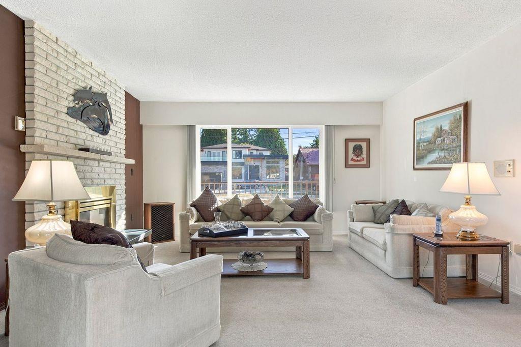 8973 112 Street Property Photo 3