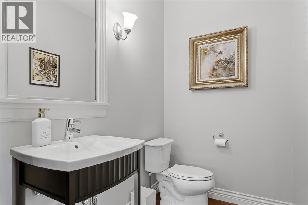 1225 Burkemont Place Property Photo 11