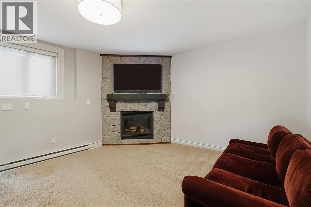 1225 Burkemont Place Property Photo 25