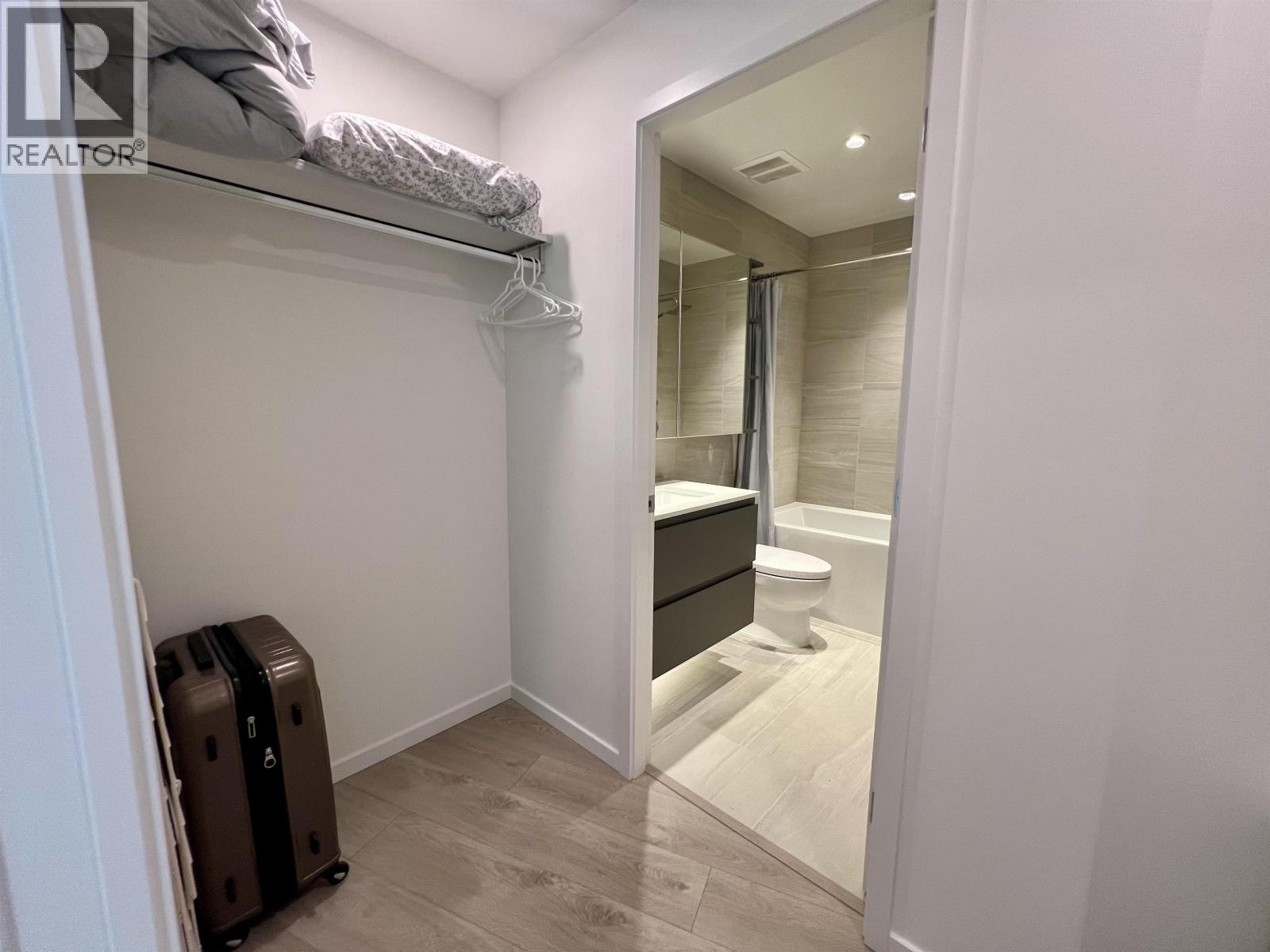 1310 6300 Minoru Boulevard Property Photo 24