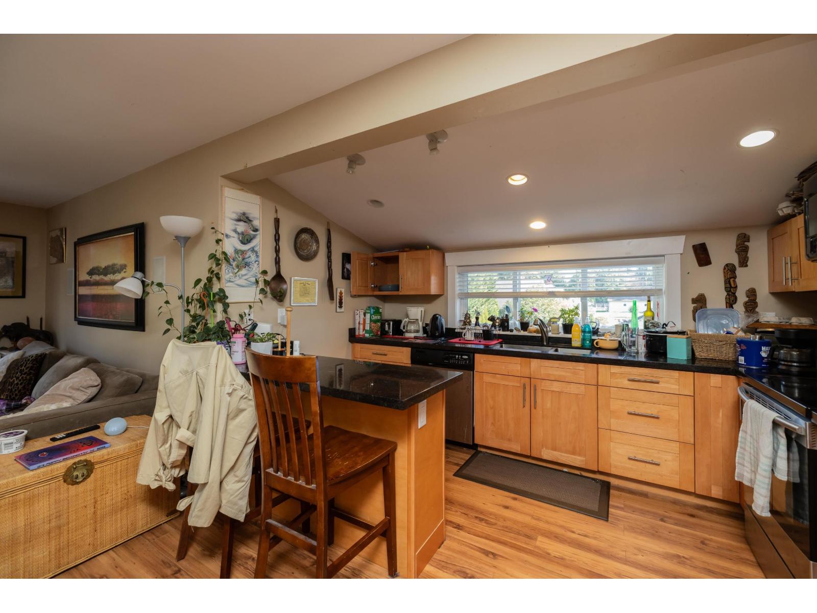 23293 34a Avenue Property Photo 16