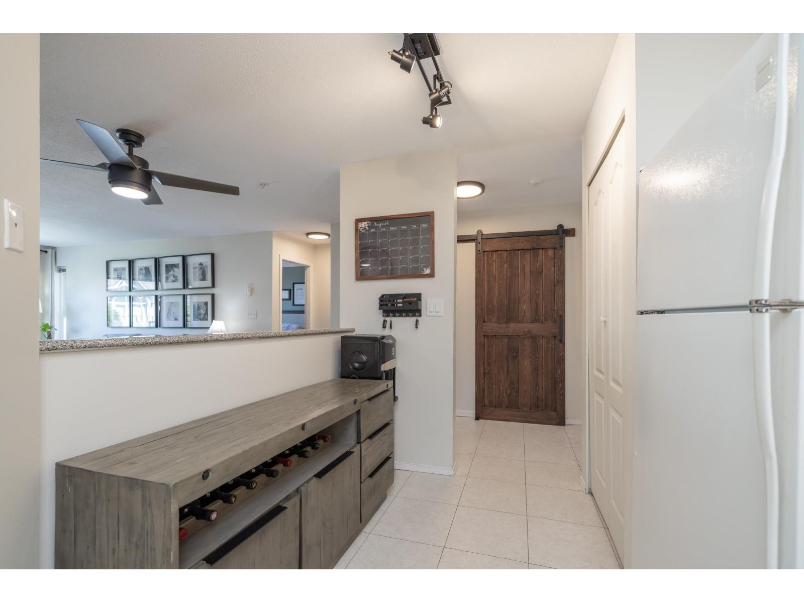 402 33668 King Road Property Photo 11