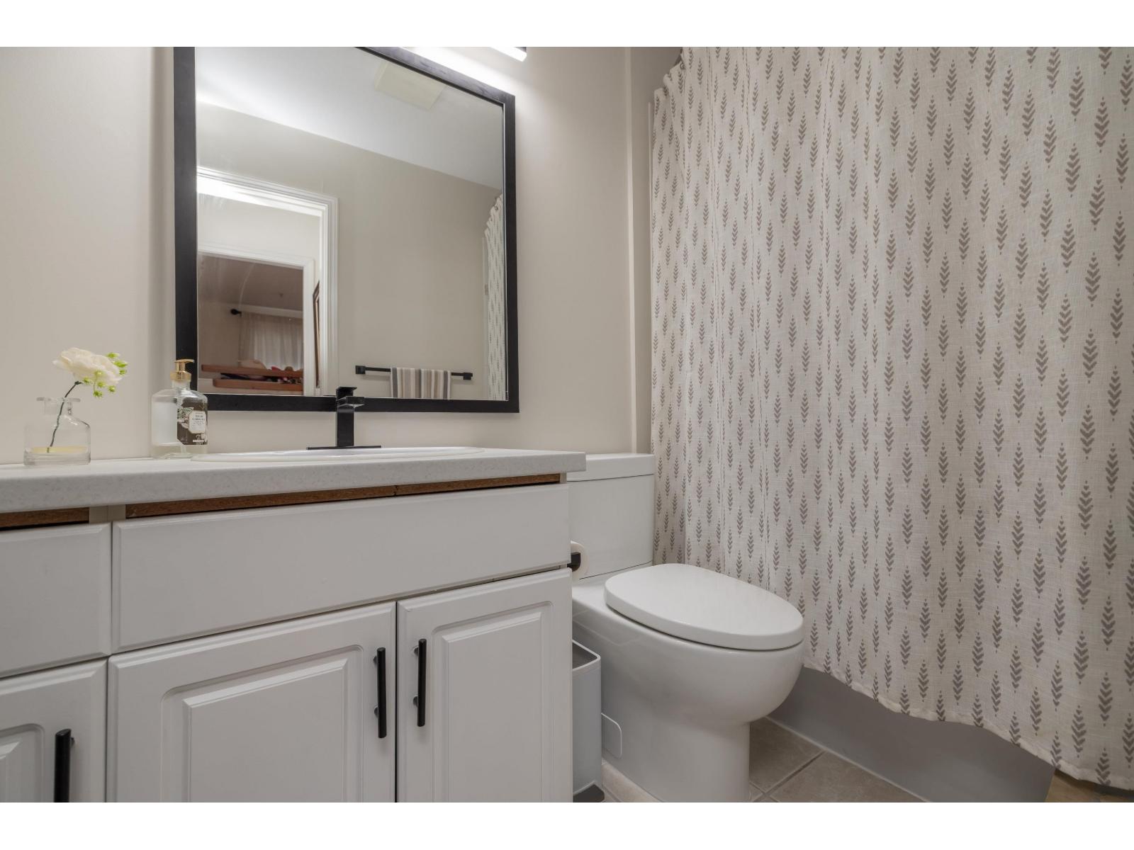 402 33668 King Road Property Photo 17