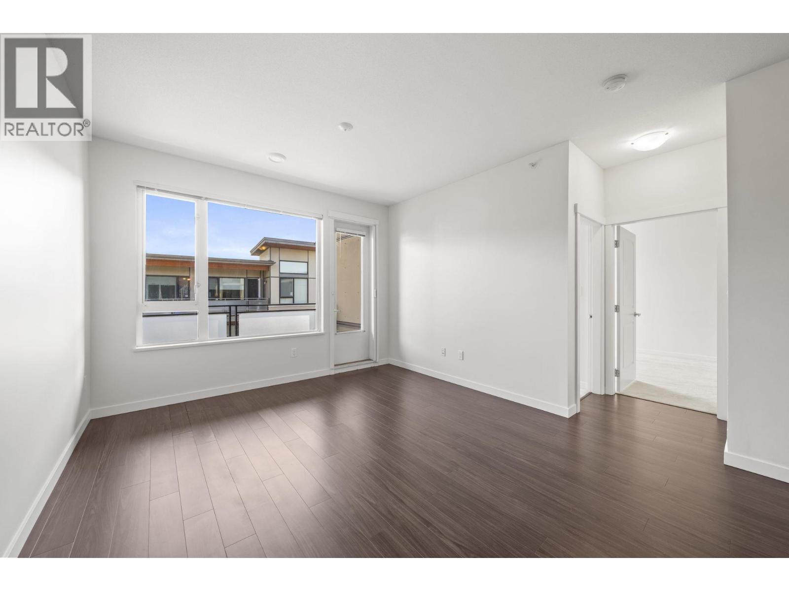 408 3133 Riverwalk Avenue Property Photo 10