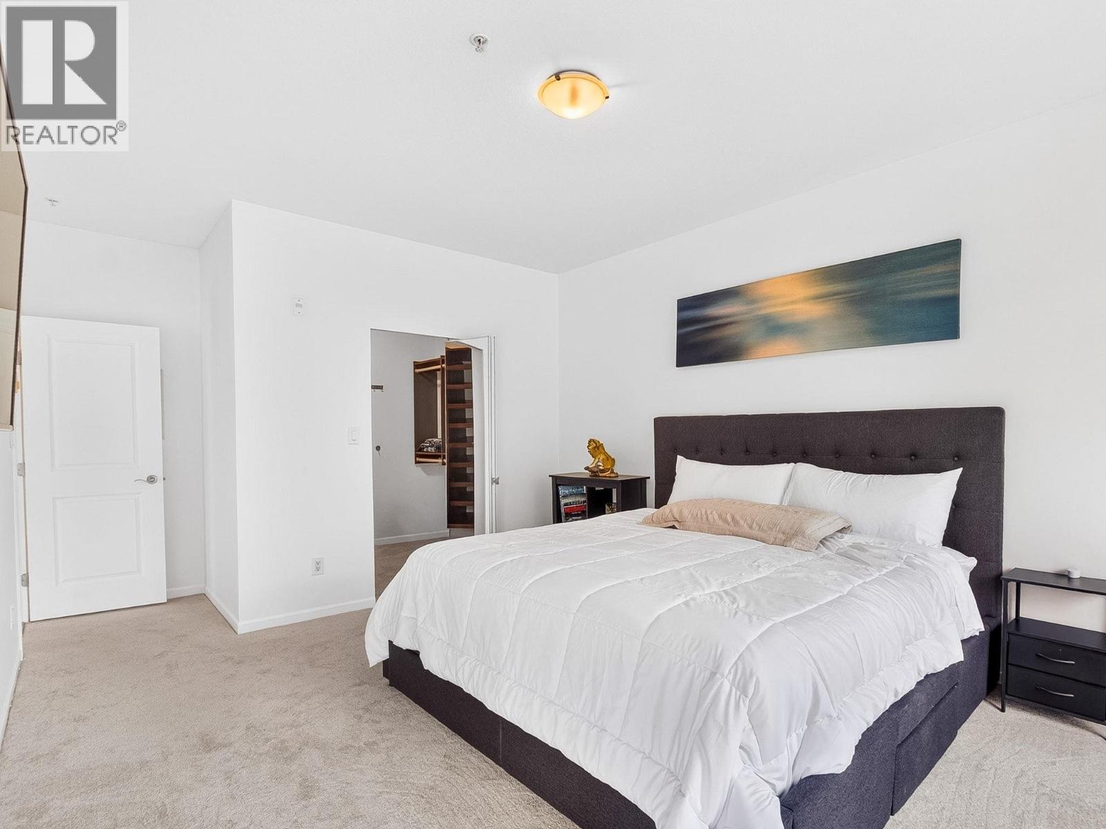 304 100 Capilano Road Property Photo 10