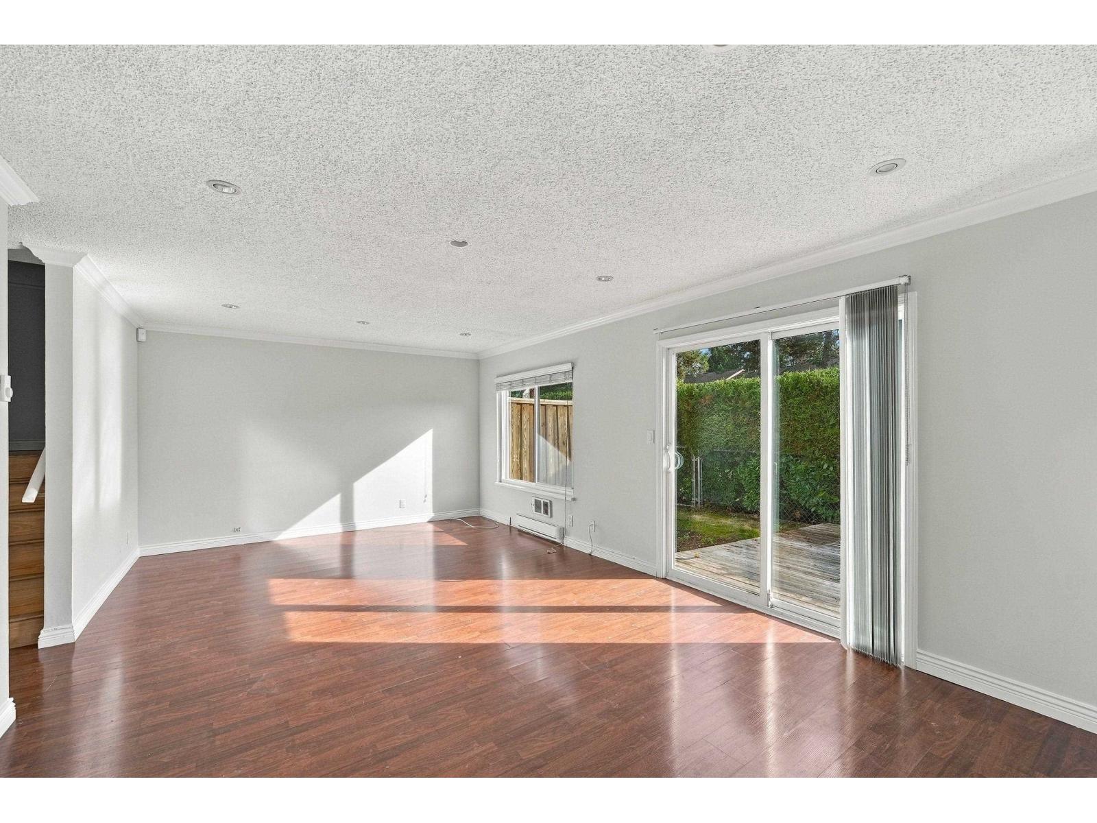75 13880 74 Avenue Property Photo 5