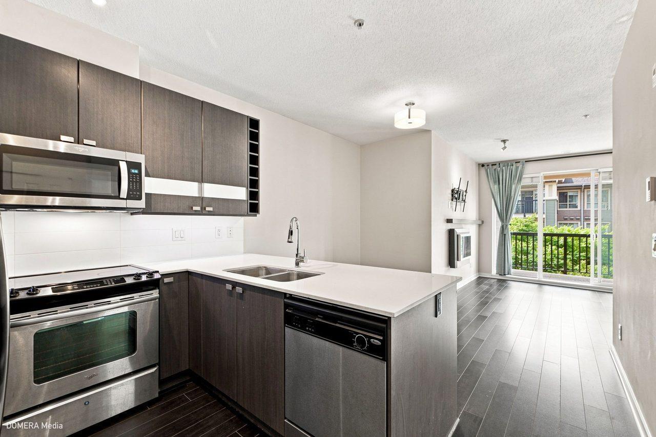 305 5655 210a Street Property Photo 8