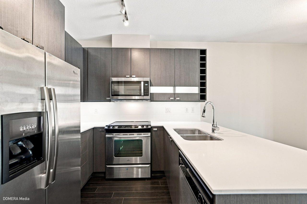 305 5655 210a Street Property Photo 9