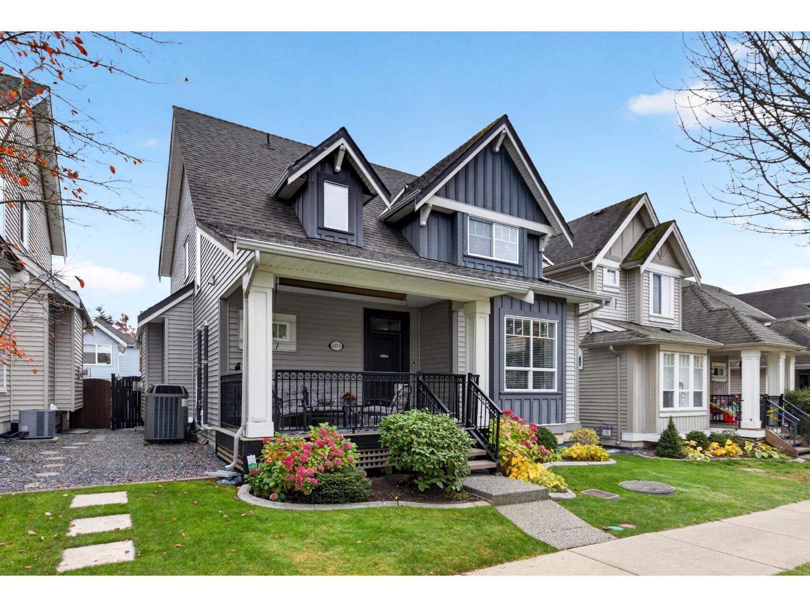 6970 195a Street Property Photo 2