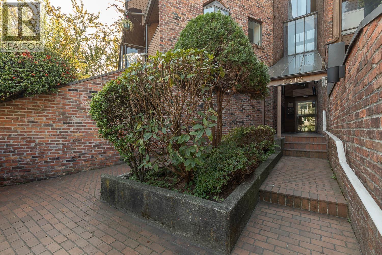 207 2410 Cornwall Avenue Property Photo 26