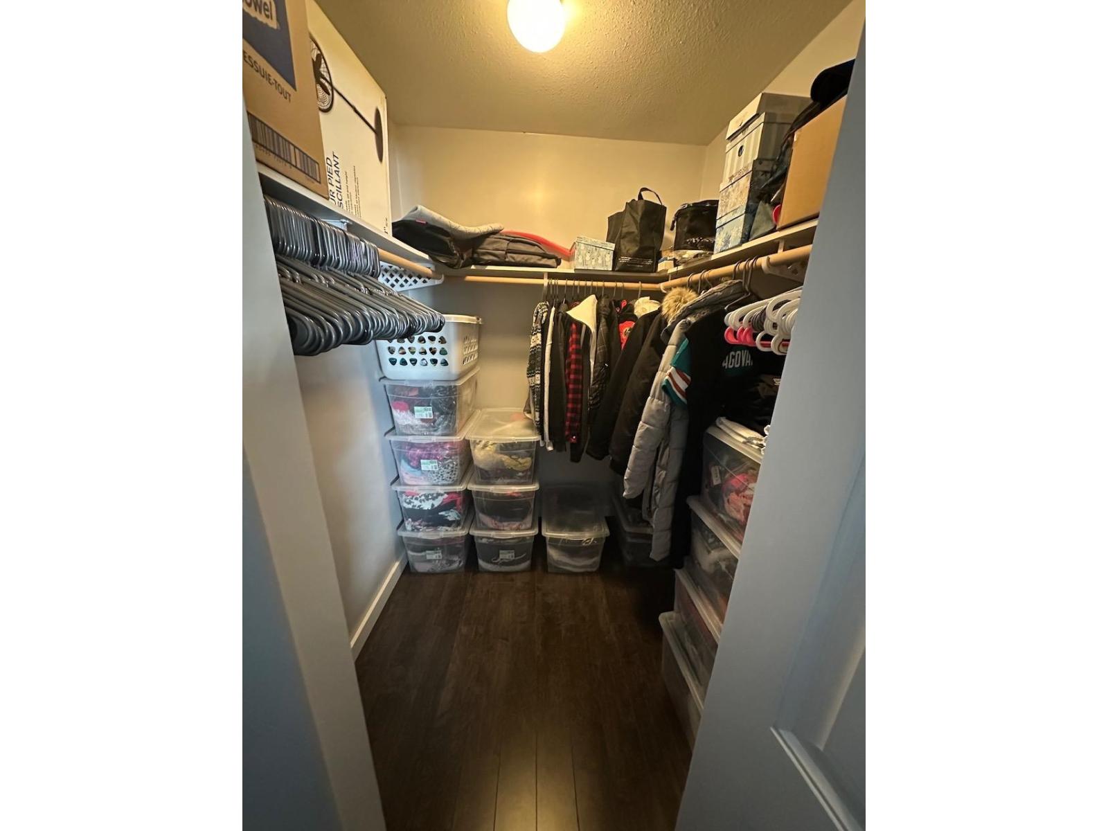 7715 Property Photo 10