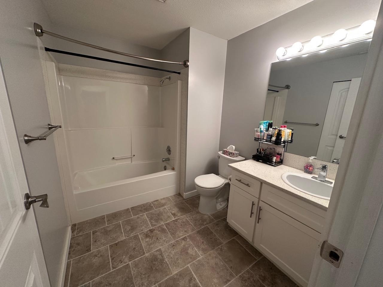 7715 Property Photo 14