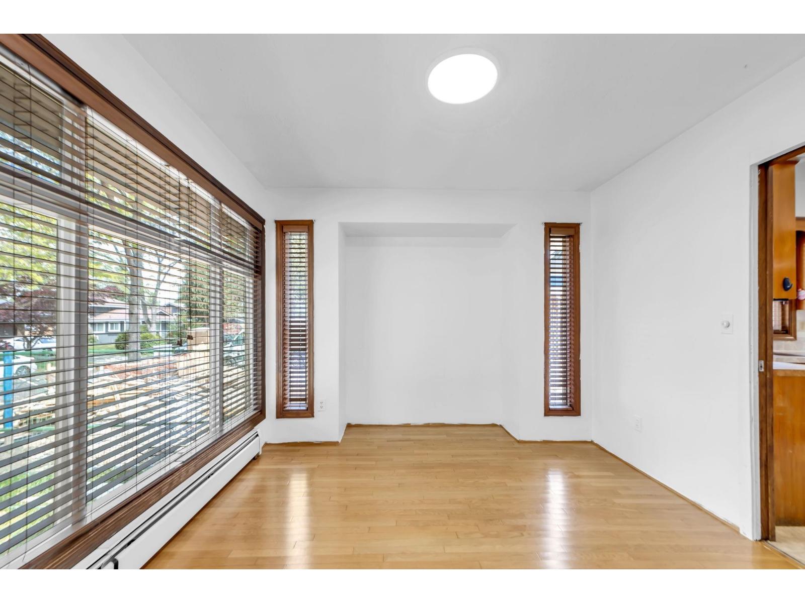 12881 Carluke Crescent Property Photo 9