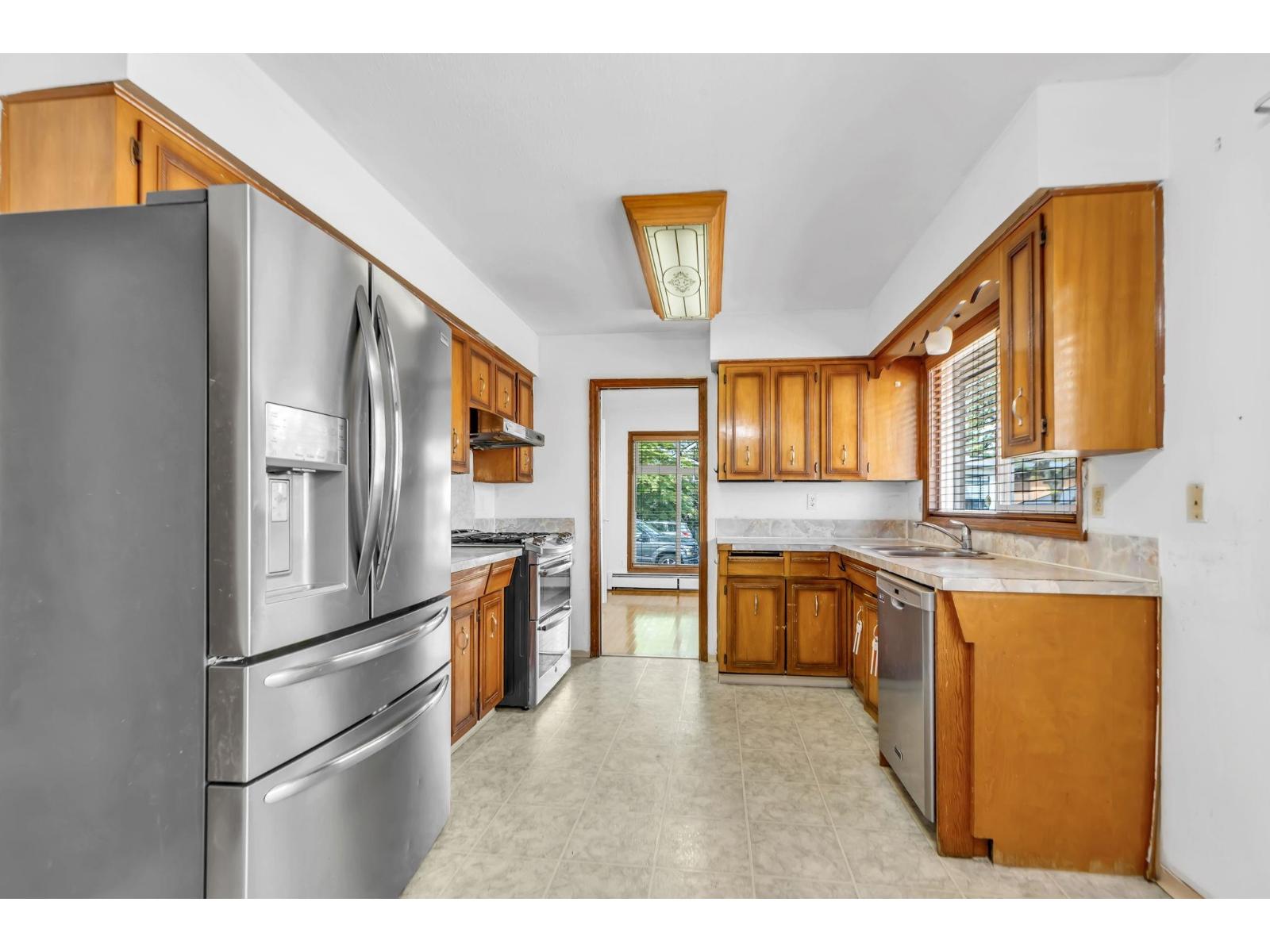 12881 Carluke Crescent Property Photo 12