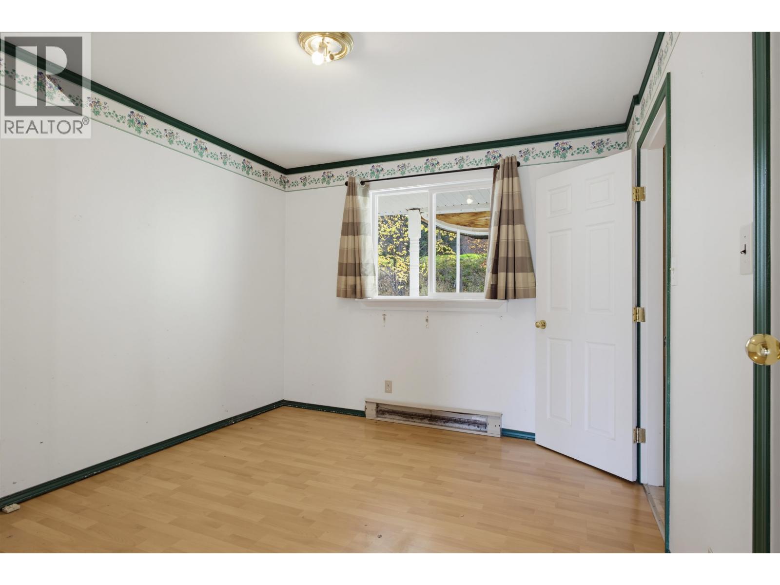 2134 South Lakeside Drive Property Photo 11